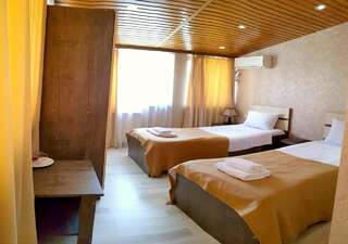 Отель Bonus Hotel Тбилиси Двухместный номер бизнес-класса с 2 отдельными кроватями-4