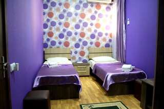 Отель Bonus Hotel Тбилиси Двухместный номер эконом-класса с 2 отдельными кроватями-3